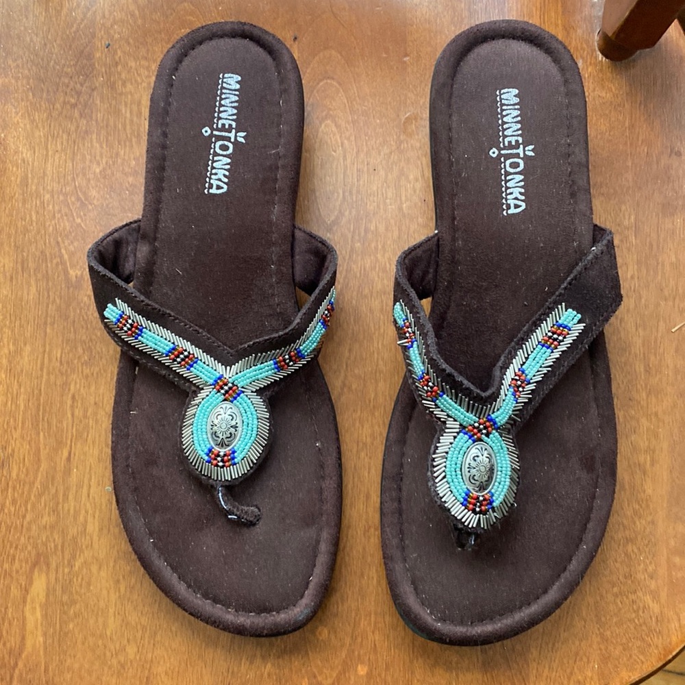 Minnetonka brown thong sandals with beading